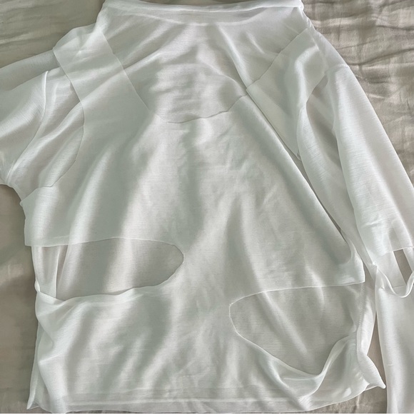 HANDMADE CUTOUT TOP - Picture 5 of 5